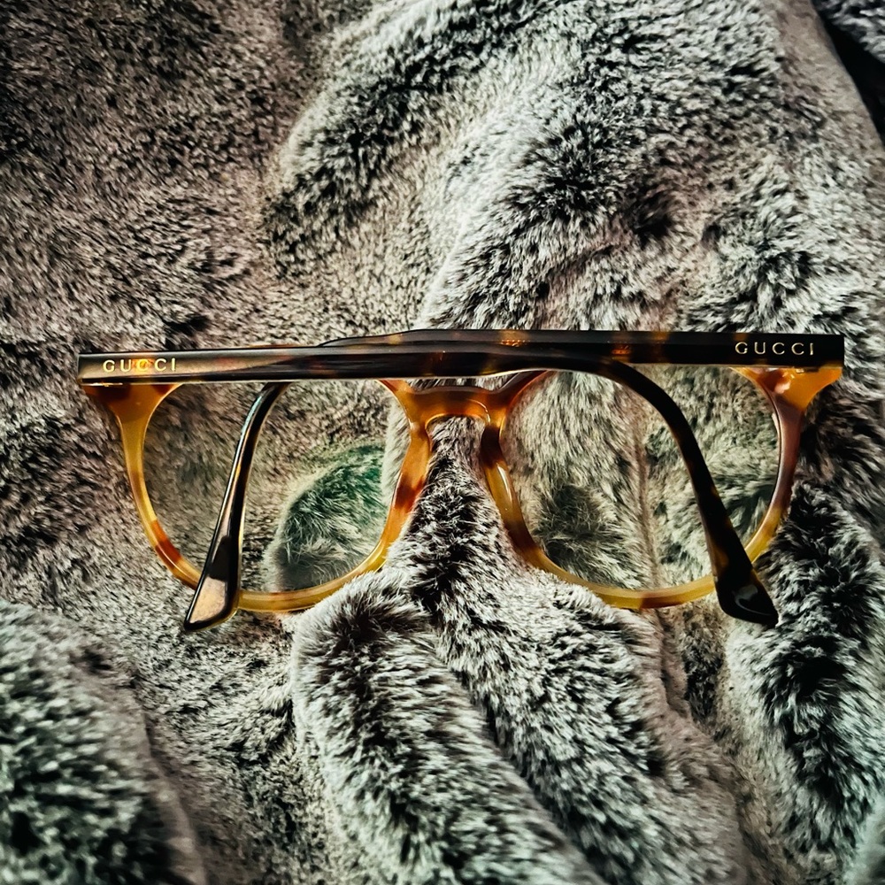 Gucci glasses